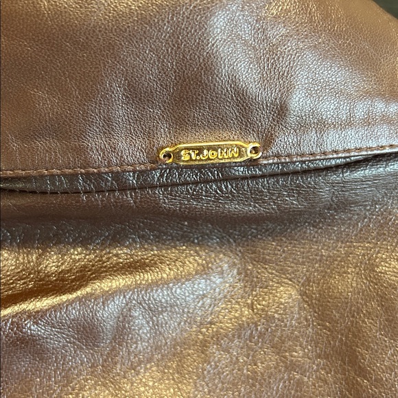 Fabulous St.John Butter Soft Leather
Jacket Embellished w/Brass
Grommets - Picture 14 of 17